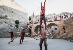 Oberta convocatòria per a residències per a artistes i ...