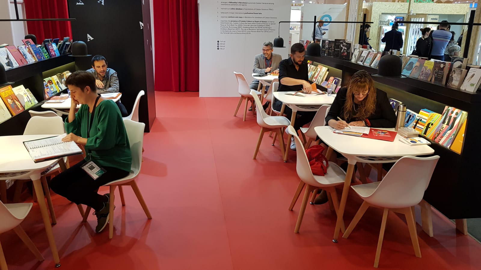 Balears tanca la Fira del Llibre de Frankfurt amb traduccions en còmic, narrativa, il·lustració i poesia