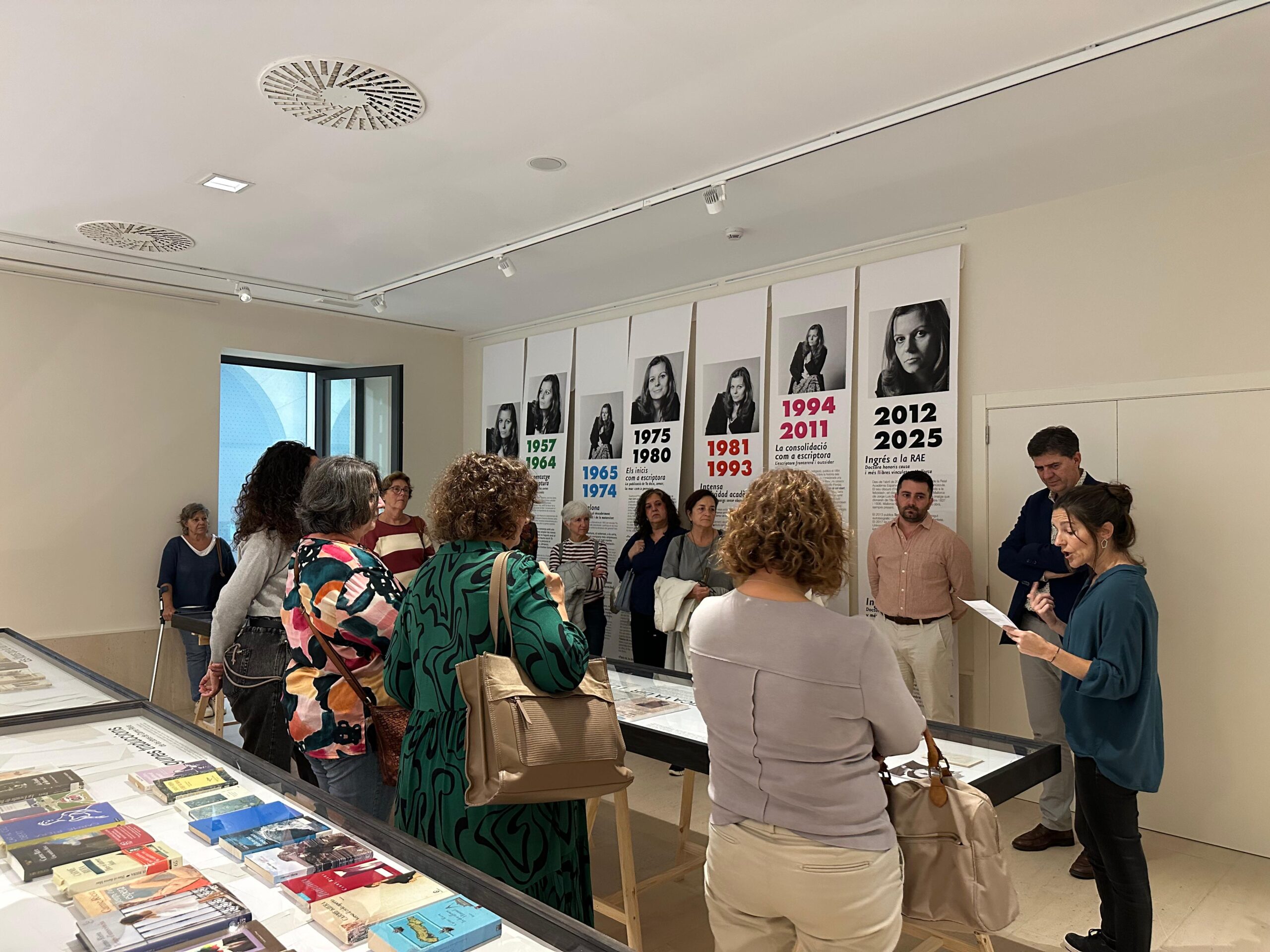 El Govern, a través de l’IEB, posa en marxa les visites guiades a l’exposició «Carme Riera, l’amor, la mar»