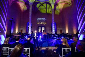 La presidenta Prohens reivindica la Llotja de Palma com ...