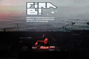 Fira B! llança dues convocatòries obertes artístiques en col·laboració ...
